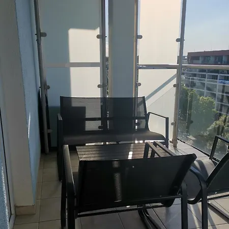 Prywatny Salon Z Aneksem Kuchennym, Sypialnia W Diva *