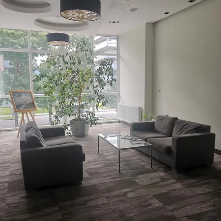 Prywatny Salon Z Aneksem Kuchennym, Sypialnia W Diva Apartman