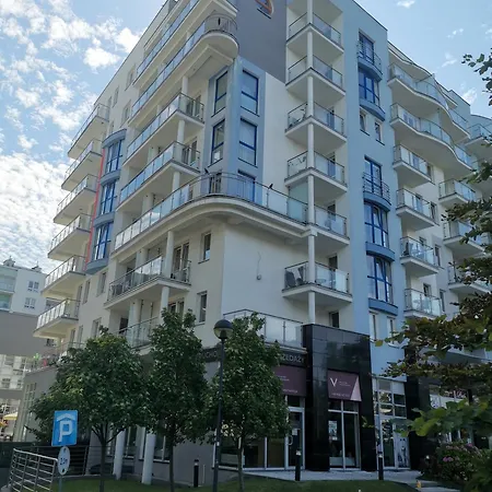 Prywatny Salon Z Aneksem Kuchennym, Sypialnia W Diva Apartamento