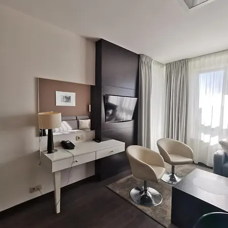 Prywatny Salon Z Aneksem Kuchennym, Sypialnia W Diva Apartman