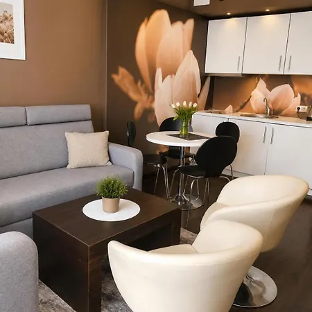 Apartman Prywatny Salon Z Aneksem Kuchennym, Sypialnia W Diva *